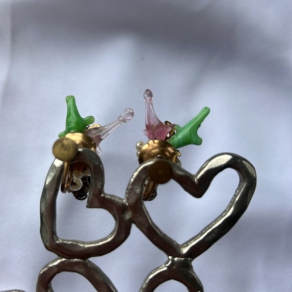 Vintage Rare Early Miriam Haskell Robert Brass Filigree glass leaf Earrings Set - Picture 5 of 17